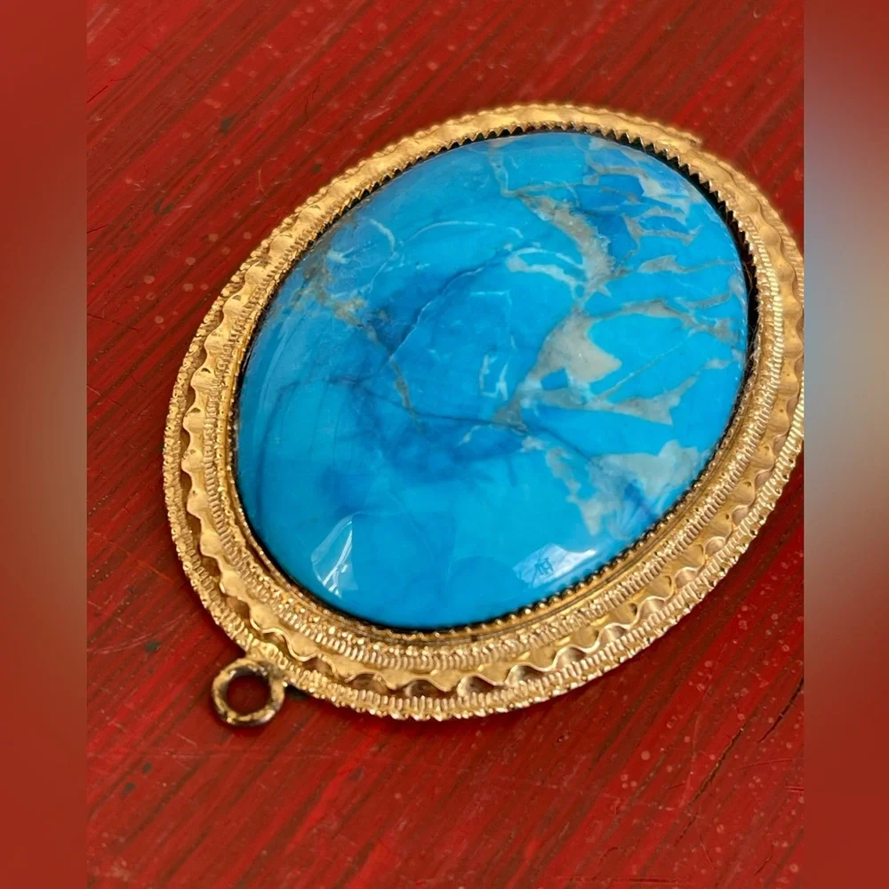 Vintage blue‎ veined cabochon pendant set in gold tone rhodium-gift for her